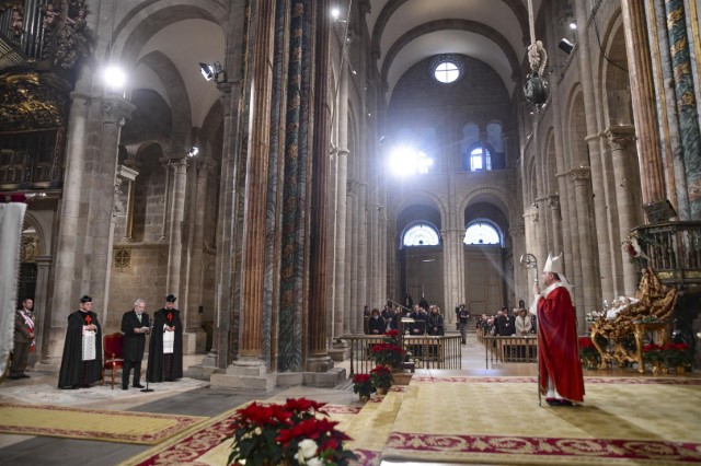 Santalices, na Ofrenda da Translación : “Pedimos a paz e pedimos pola paz”